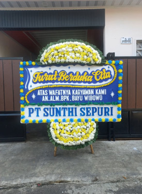 Papan Bunga Duka di Cipeuteuy
